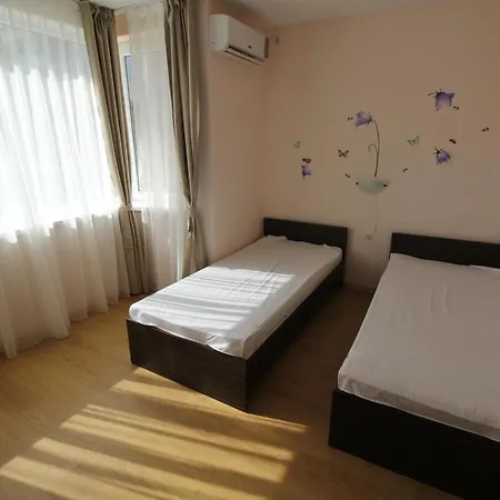 In Holiday Fort Club Apartment *